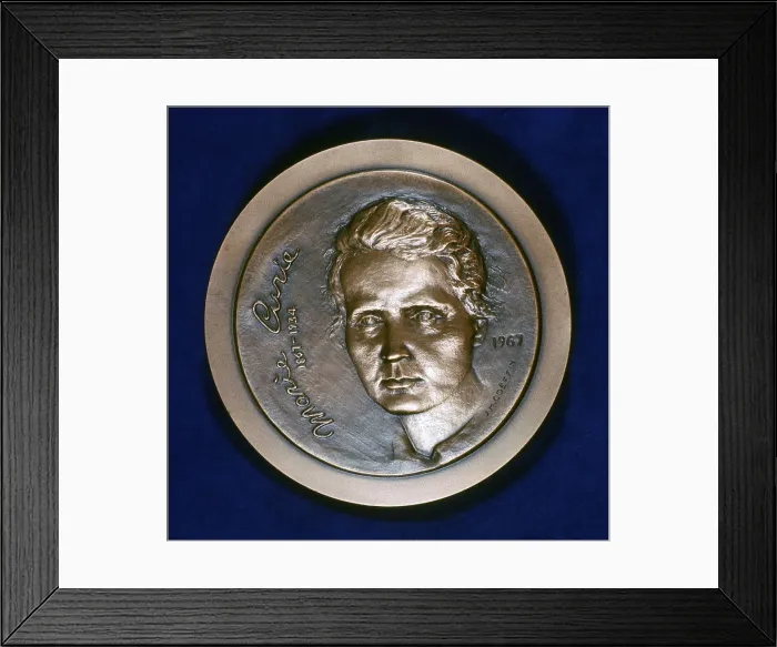 Framed Print : Medal commemorating Marie Sklodowska Curie, Polish-born French physicist, 1967 Framed Print : Medal commemorating Marie Sklodowska Curie, Polish-born French physicist, 1967