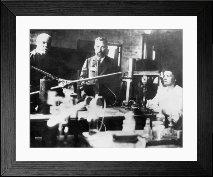 Framed Print : Pierre and Marie Curie, French scientists, at work in the laboratory Framed Print : Pierre and Marie Curie, French scientists, at work in the laboratory