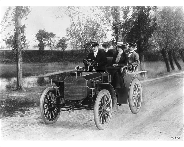 Mercedes 35 hp motor car, 1901