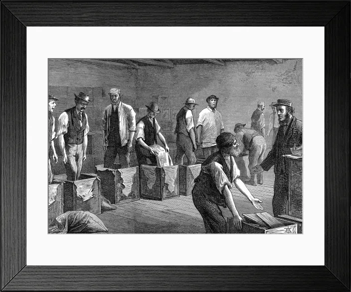 Framed Print : Packing tea in the warehouses of the East & West India Dock Company, London, 1874 Framed Print : Packing tea in the warehouses of the East & West India Dock Company, London, 1874