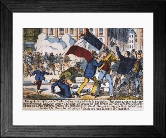 Framed Print : Uprising leading to the establishment of the Paris Commune, 1871 Framed Print : Uprising leading to the establishment of the Paris Commune, 1871