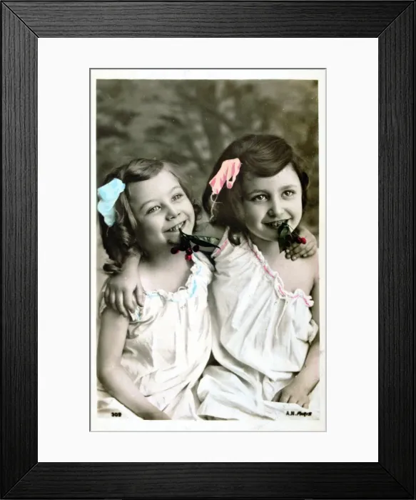 Framed Print : French Postcard, c1900 Framed Print : French Postcard, c1900