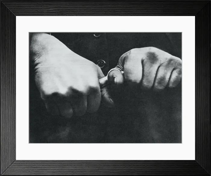 Framed Print : Poucelle (thumb), 1914-1918 Framed Print : Poucelle (thumb), 1914-1918