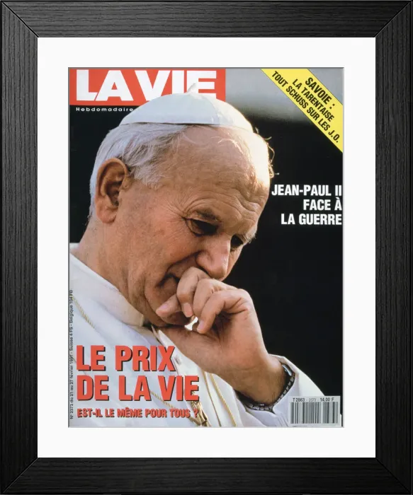Framed Print : Front cover of La Vie, Febuary 1991 Framed Print : Front cover of La Vie, Febuary 1991