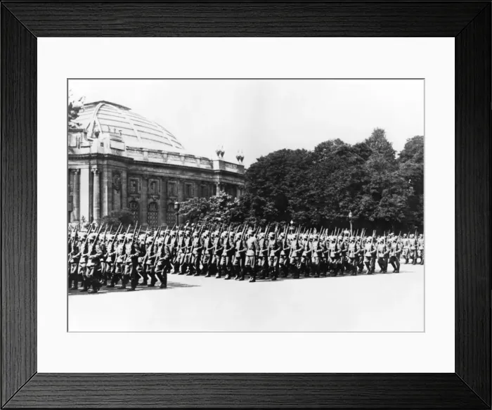 Framed Print : German troops parading before the German commandant of Paris, 8 July 1941 Framed Print : German troops parading before the German commandant of Paris, 8 July 1941