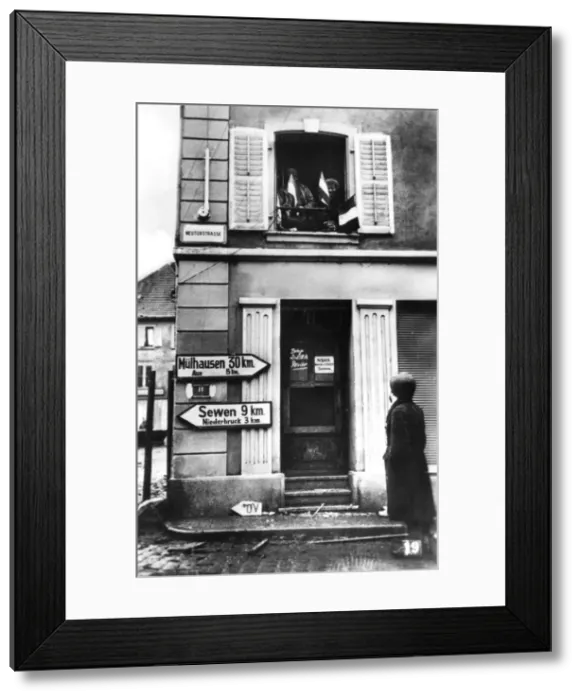 Framed Print : Liberation of Alsace-Lorraine, 1944-1945 Framed Print : Liberation of Alsace-Lorraine, 1944-1945