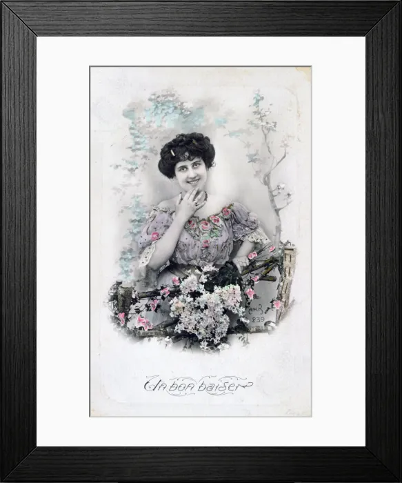 Framed Print : A Good Kiss, French Postcard, c1900 Framed Print : A Good Kiss, French Postcard, c1900