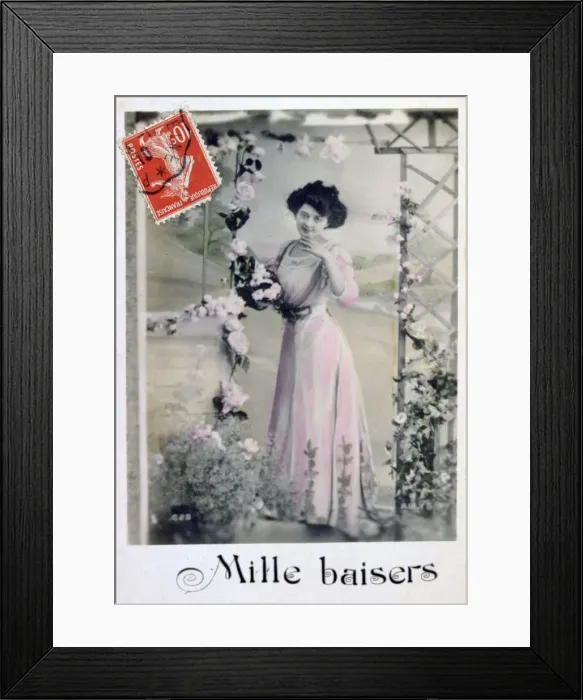 Framed Print : A Thousand kisses, French Postcard, c1900 Framed Print : A Thousand kisses, French Postcard, c1900