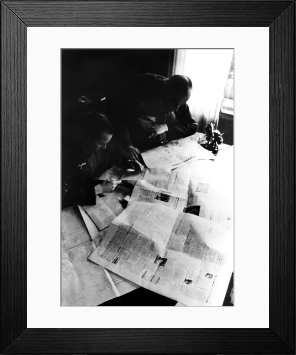 Framed Print : German censorship of the French press, occupied Paris, May 1944 Framed Print : German censorship of the French press, occupied Paris, May 1944
