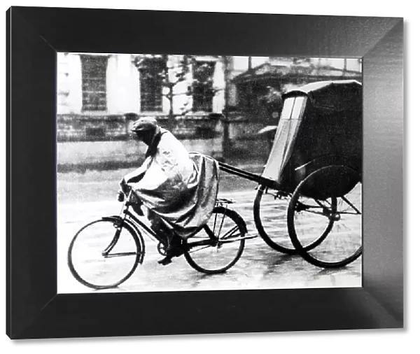 Bicycle taxi, German-occupied Paris, 1940-1944