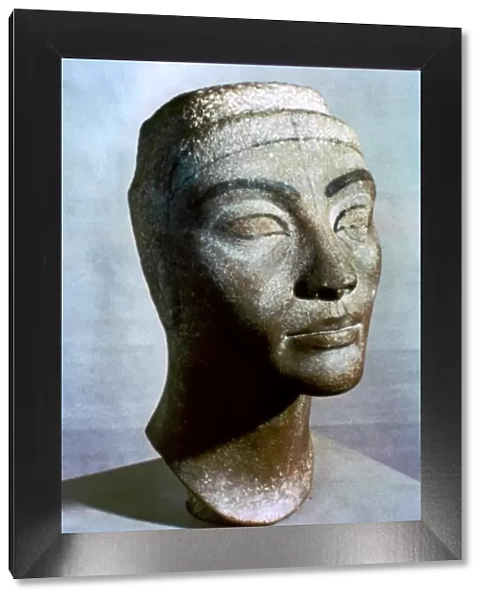 Bust of Nefertiti, Egypt, 1375 BC