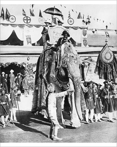 The Prince of Wales with the Maharajah of Gwalior during his Indian tour, 1921