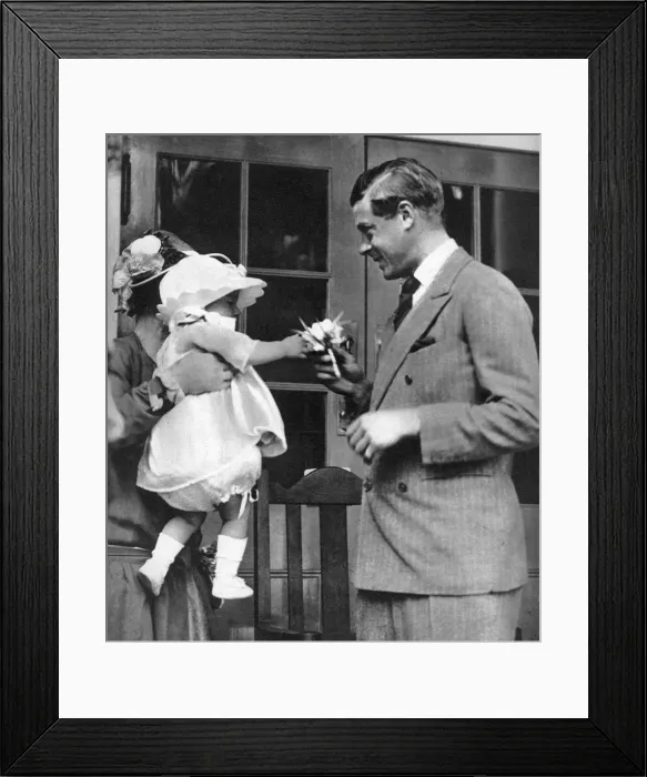 Framed Print : A bouquet for the Prince of Wales at Enham Village Centre, 1926