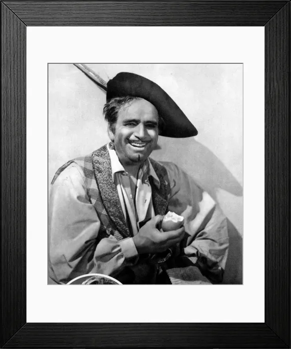 Framed Print : Douglas Fairbanks, American film actor, 1934-1935 Framed Print : Douglas Fairbanks, American film actor, 1934-1935