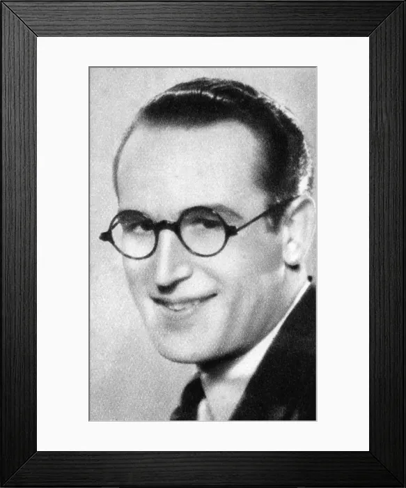 Framed Print : Harold Lloyd, American film actor, 1934-1935 Framed Print : Harold Lloyd, American film actor, 1934-1935
