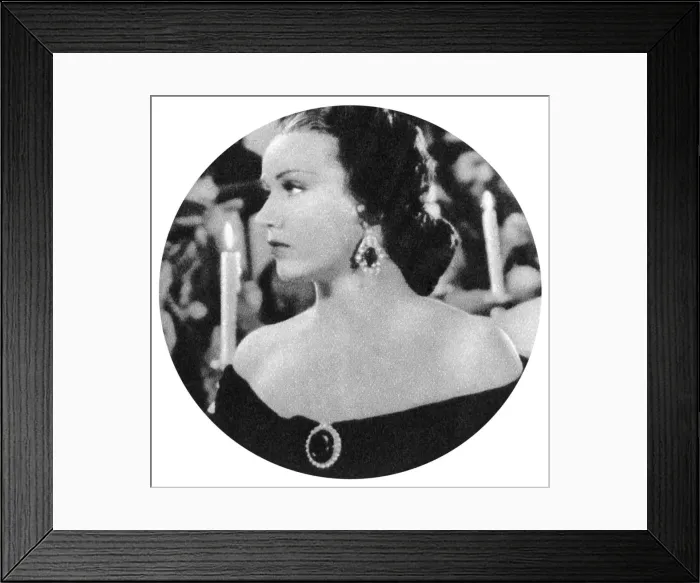 Framed Print : Fay Wray, Canadian-born American film actress, 1934-1935 Framed Print : Fay Wray, Canadian-born American film actress, 1934-1935