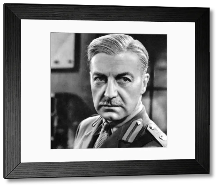 Framed Print : Clive Brook, English actor, 1934-1935 Framed Print : Clive Brook, English actor, 1934-1935