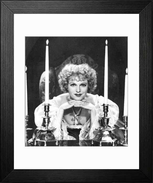 Framed Print : Anna Neagle, English actress and singer, 1934-1935 Framed Print : Anna Neagle, English actress and singer, 1934-1935