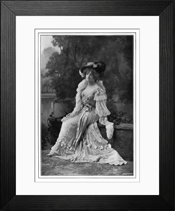 Framed Print : Marie Studholme, English theatre actress, 1901. Artist: Alfred Ellis & Walery Framed Print : Marie Studholme, English theatre actress, 1901. Artist: Alfred Ellis & Walery