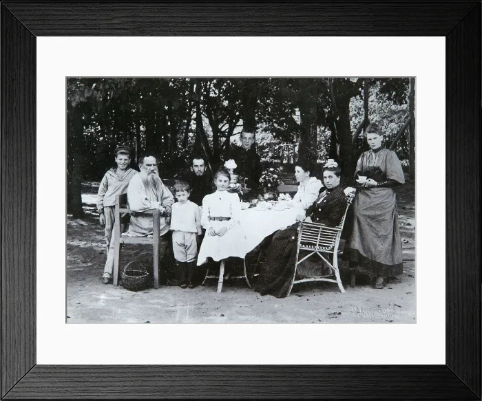Framed Print : The family of Russian author Leo Tolstoy, late 19th or early 20th century. Artist: Scherer Nabholz & Co Framed Print : The family of Russian author Leo Tolstoy, late 19th or early 20th century. Artist: Scherer Nabholz & Co