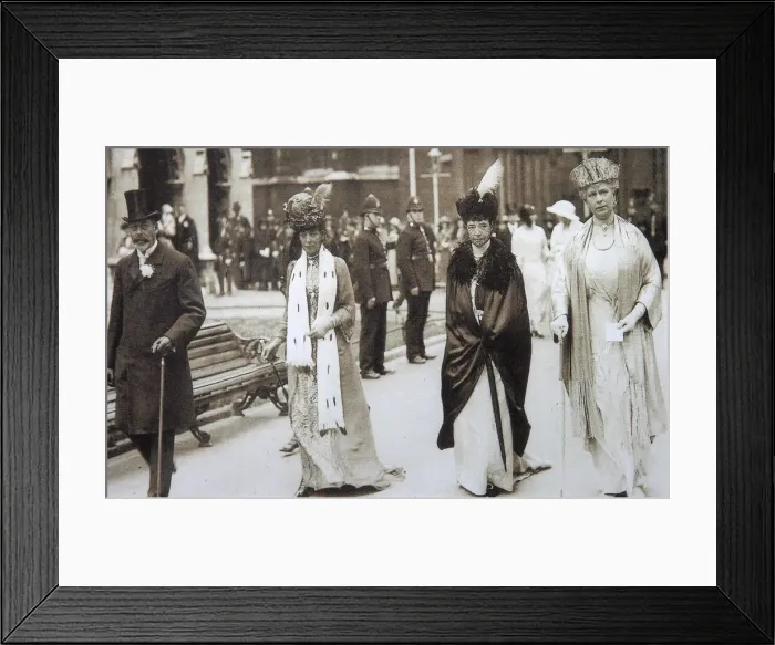 Framed Print : Tsarina Maria Fyodorovna of Russia visiting Britain, 1890s Framed Print : Tsarina Maria Fyodorovna of Russia visiting Britain, 1890s