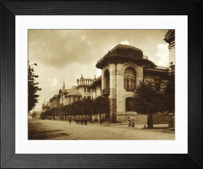 Framed Print : The Ponizovsky and Mindovsky houses on Povarskaya Street, Moscow, Russia, 1900s Framed Print : The Ponizovsky and Mindovsky houses on Povarskaya Street, Moscow, Russia, 1900s