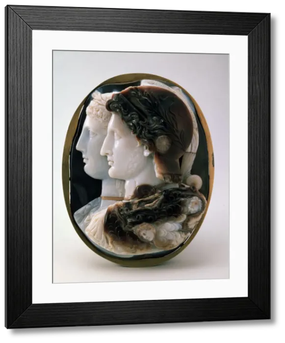Framed Print : Cameo (The Gonzaga Cameo) with King Ptolemy II of Egypt and his wife Arsinoe I, 3rd century BC Framed Print : Cameo (The Gonzaga Cameo) with King Ptolemy II of Egypt and his wife Arsinoe I, 3rd century BC