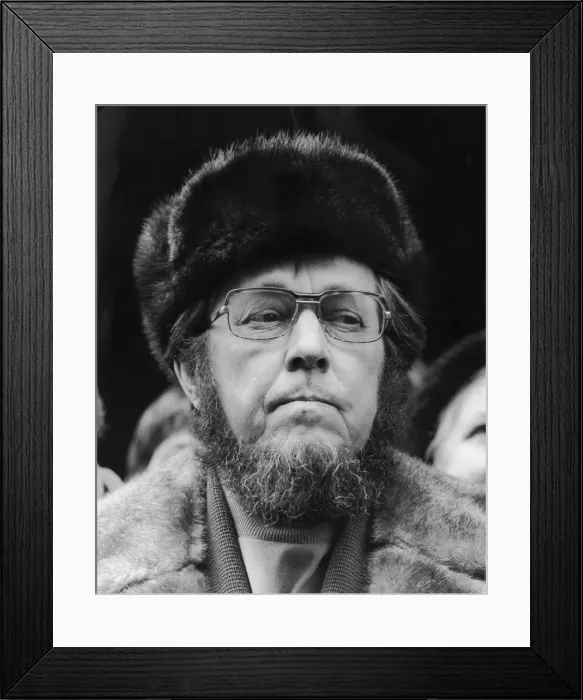 Framed Print : Alexander Isayevich Solzhenitsyn, Russian author, 1974 Framed Print : Alexander Isayevich Solzhenitsyn, Russian author, 1974