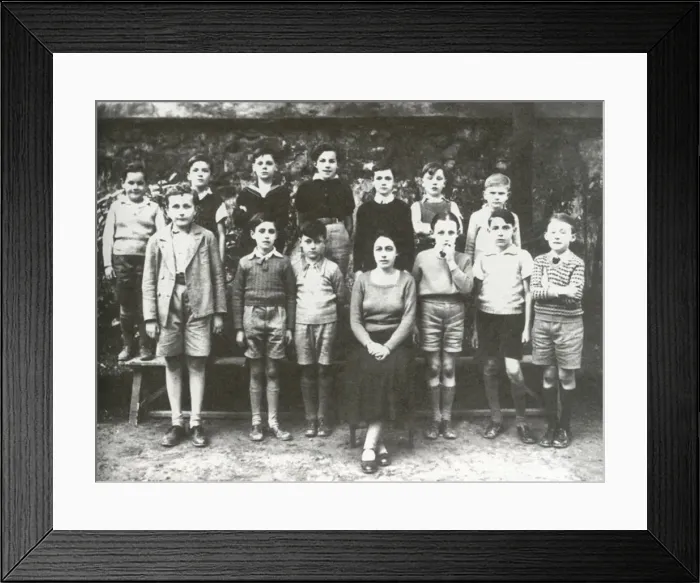 Framed Print : Georgy Efron among his schoolfellows, 1930s Framed Print : Georgy Efron among his schoolfellows, 1930s