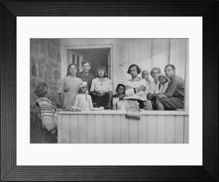 Framed Print : Elena Voloshina, Vera Efron, Marina Tsvetaeva, Yelizaveta Efron, Vladimir Sokolov, Maria Kudasheva, Michail Feldstein, Leonid Fe, 1913 Framed Print : Elena Voloshina, Vera Efron, Marina Tsvetaeva, Yelizaveta Efron, Vladimir Sokolov, Maria Kudasheva, Michail Feldstein, Leonid Fe, 1913