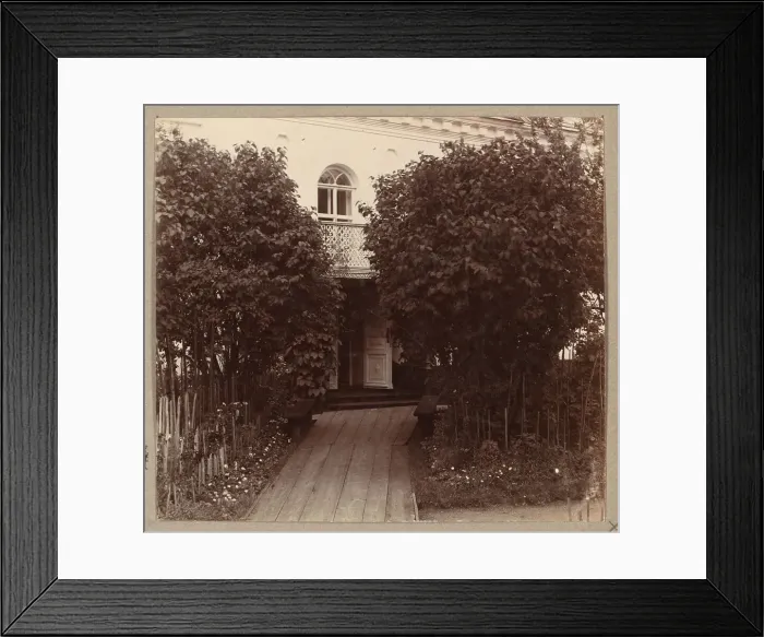 Framed Print : Sretensky Monastery in Kashin. Entrance into the house where Grand Duchess Elizabeth Feodorovna lived in 1909, 1910s