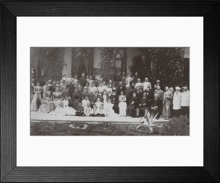 Framed Print : Moscow Art Theatre as the guest of Ivan Aivazovsky, 1900 Framed Print : Moscow Art Theatre as the guest of Ivan Aivazovsky, 1900