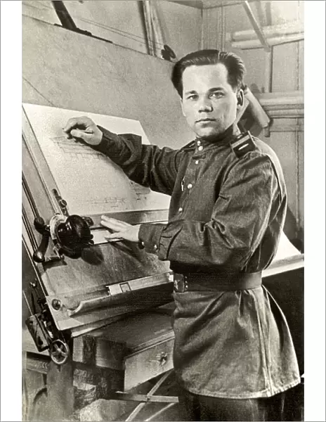 Mikhail Timofeyevich Kalashnikov, 1940s