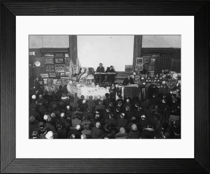 Framed Print : Auction of porcelain and Crown jewels of the Tsar in Moscow, 1927 Framed Print : Auction of porcelain and Crown jewels of the Tsar in Moscow, 1927