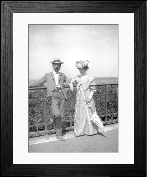 Framed Print : Wassily Kandinsky and Gabriele Muenter, 1906-1907 Framed Print : Wassily Kandinsky and Gabriele Muenter, 1906-1907