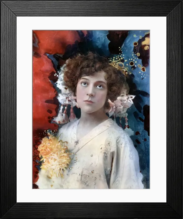 Framed Print : Florence Collingbourne in San Toy, c1902. Artist: Ellis & Walery Framed Print : Florence Collingbourne in San Toy, c1902. Artist: Ellis & Walery