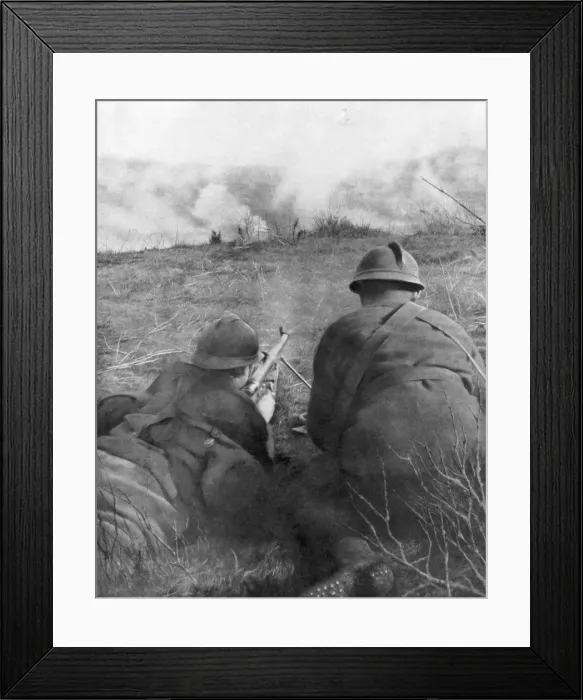 Framed Print : Machine gunners at the edge of Hangard Wood, Picardy, France, 28 April 1918, (1926) Framed Print : Machine gunners at the edge of Hangard Wood, Picardy, France, 28 April 1918, (1926)