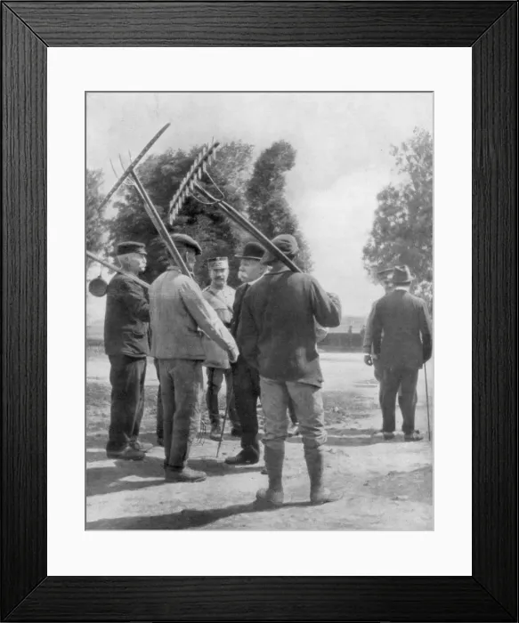Framed Print : Georges Clemenceau talking with farmers near the front, Chemin des Dames, France, 1918 Framed Print : Georges Clemenceau talking with farmers near the front, Chemin des Dames, France, 1918