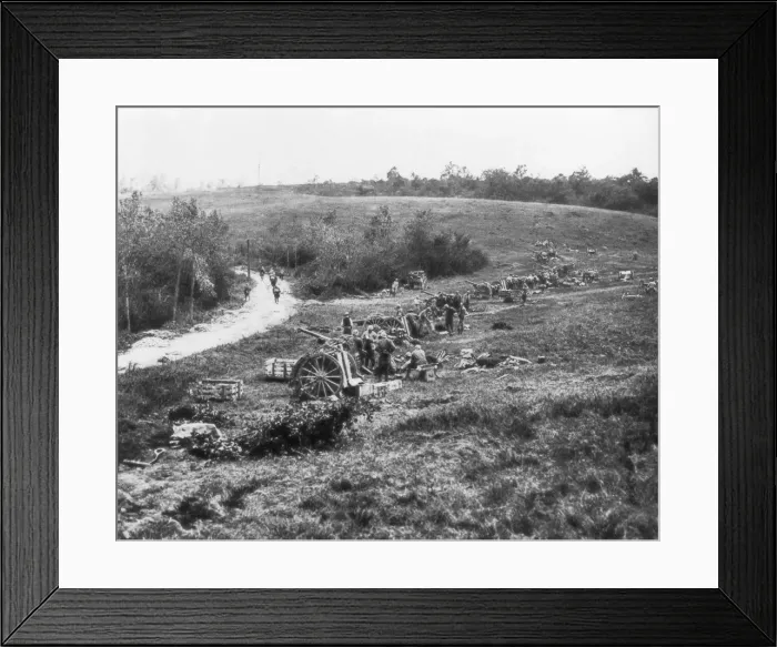 Framed Print : French 75th artillery battery, Aisne, France, 18 July 1918 Framed Print : French 75th artillery battery, Aisne, France, 18 July 1918