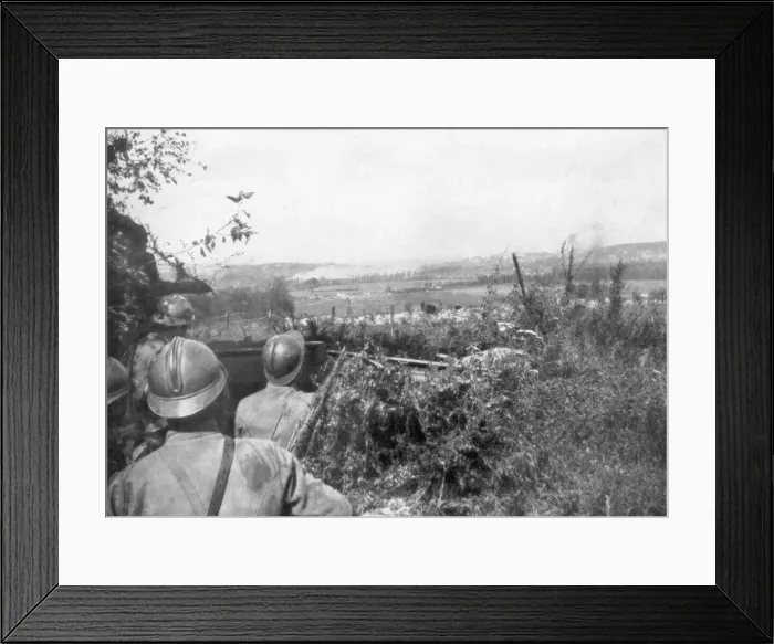 Framed Print : Artillery barrage before an advance, Aisne, France, 2 September 1918 Framed Print : Artillery barrage before an advance, Aisne, France, 2 September 1918
