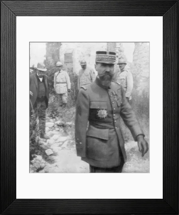 Framed Print : Georges Clemenceau and General Gouraud, 6th July 1918 Framed Print : Georges Clemenceau and General Gouraud, 6th July 1918