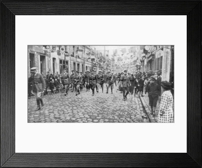 Framed Print : General Currie and Canadian troops walking through a liberated town, 27 October 1918 Framed Print : General Currie and Canadian troops walking through a liberated town, 27 October 1918