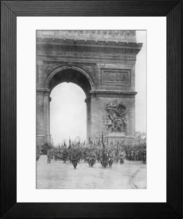 Framed Print : Grand victory parade, Arc de Triomphe, Paris, France, 14 July 1919 Framed Print : Grand victory parade, Arc de Triomphe, Paris, France, 14 July 1919