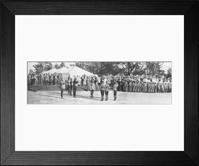 Framed Print : Russian troops saluting Tsar Nicholas II, Krasnoye Selo, 22 July, 1914 Framed Print : Russian troops saluting Tsar Nicholas II, Krasnoye Selo, 22 July, 1914