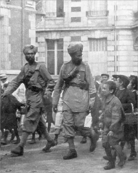 Soldiers from the British Indian Army, France, c1915