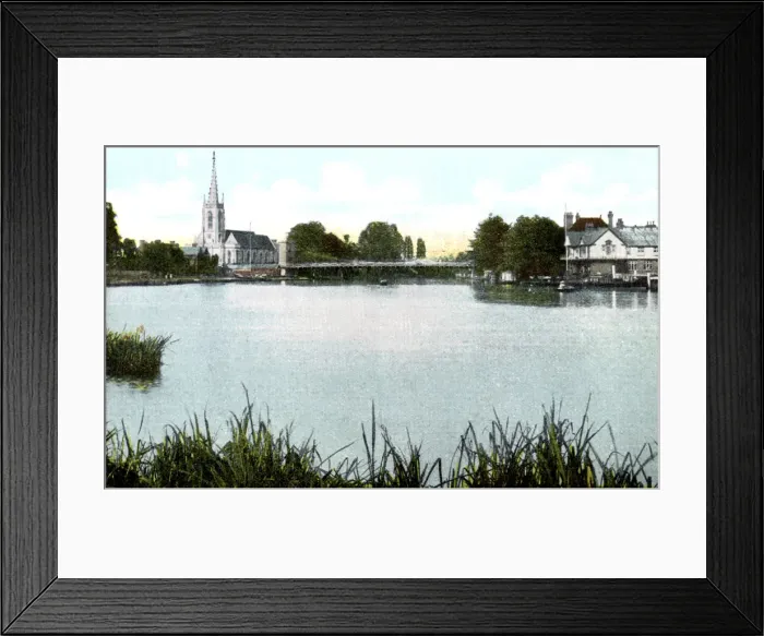Framed Print : Marlow Bridge and Church, Buckinghamshire, 20th Century Framed Print : Marlow Bridge and Church, Buckinghamshire, 20th Century