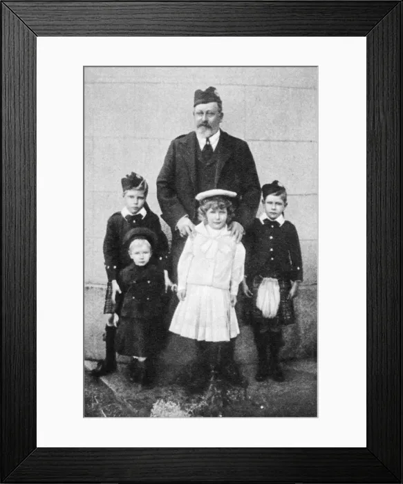 Framed Print : Members of the Royal Family, Balmoral, Scotland, 1902 Framed Print : Members of the Royal Family, Balmoral, Scotland, 1902