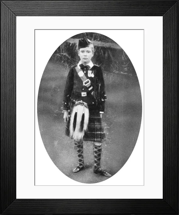 Framed Print : Prince Albert wearing Highland dress, Sandringham, Norfolk, 1909 Framed Print : Prince Albert wearing Highland dress, Sandringham, Norfolk, 1909