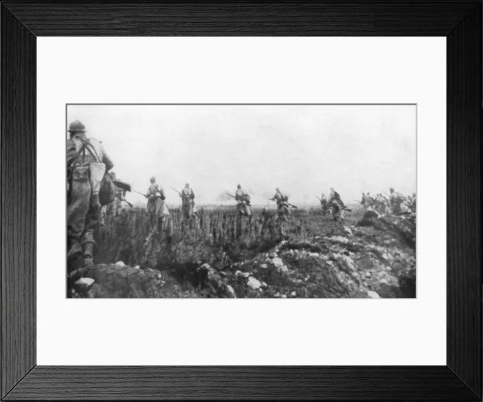 Framed Print : The French launch their offensive, 2nd Battle of Champagne, France, 25 September 1915 Framed Print : The French launch their offensive, 2nd Battle of Champagne, France, 25 September 1915