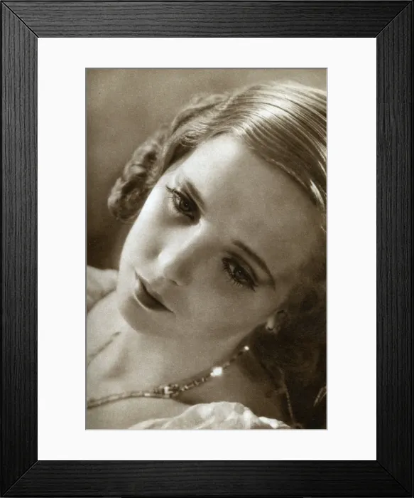Framed Print : Jessie Matthews, British actress, 1933 Framed Print : Jessie Matthews, British actress, 1933
